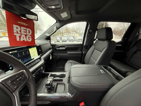 New 2026 Chevrolet Silverado 1500 LTZ w/ Z71 Off-Road Package image 20