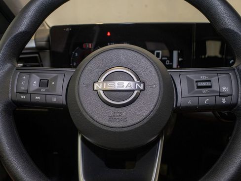 New 2026 Nissan Kicks S image 18