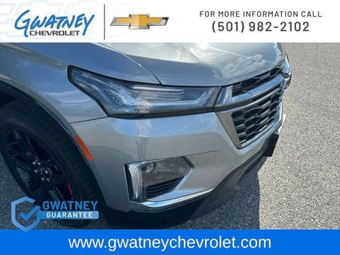 Used 2023 Chevrolet Traverse Premier w/ Redline Edition FWD image 13