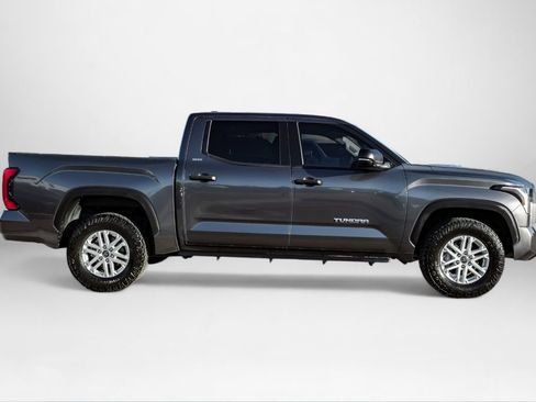Used 2022 Toyota Tundra SR5 image 5