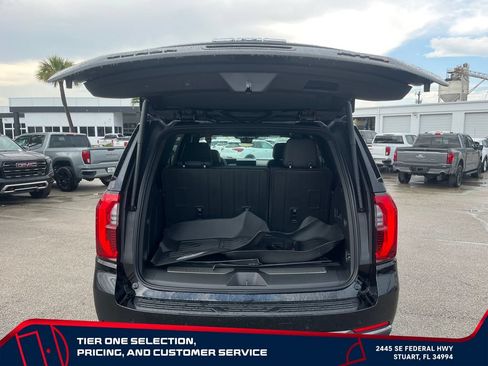 New 2026 GMC Yukon AT4 w/ AT4 Premium Package AWD/4WD image 10
