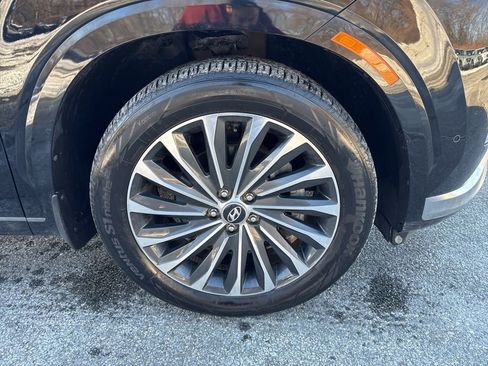 Used 2023 Hyundai Palisade Calligraphy image 13