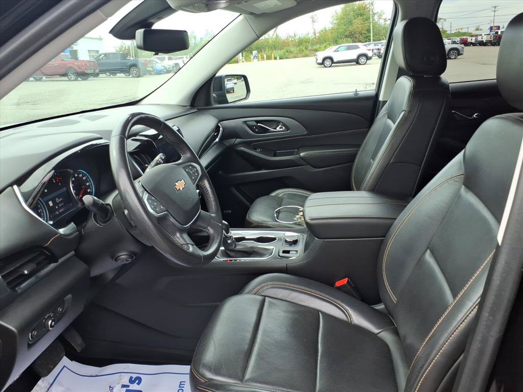 Used 2021 Chevrolet Traverse Premier w/ Redline Edition AWD/4WD image 10