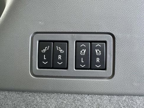 Certified 2023 Cadillac XT6 Premium Luxury image 65