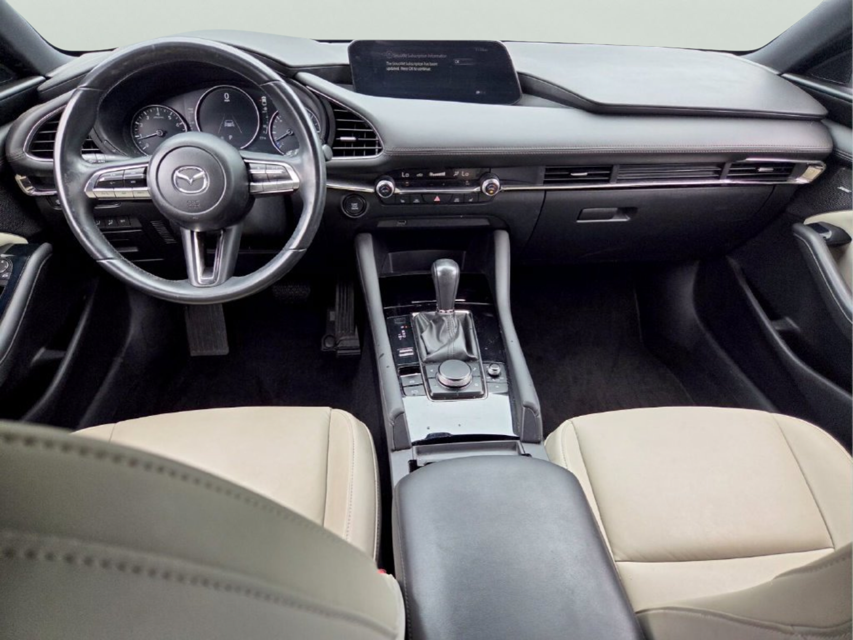 Used 2019 MAZDA MAZDA3 AWD Hatchback w/ Preferred Pkg image 11
