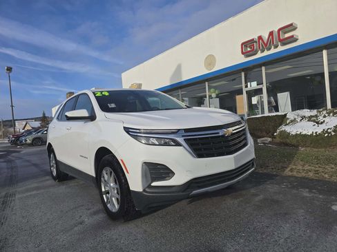 Used 2024 Chevrolet Equinox LT AWD/4WD image 1