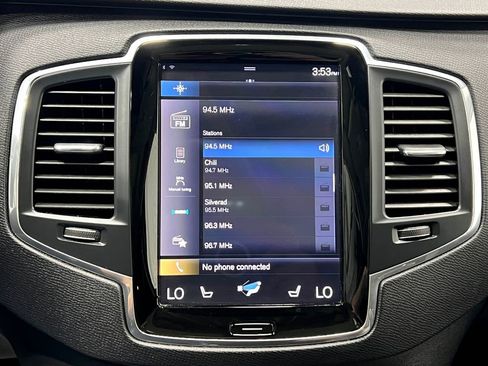 Used 2020 Volvo XC90 T6 Momentum AWD/4WD image 25
