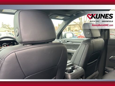 New 2026 GMC Acadia Elevation w/ Black Edition image 38