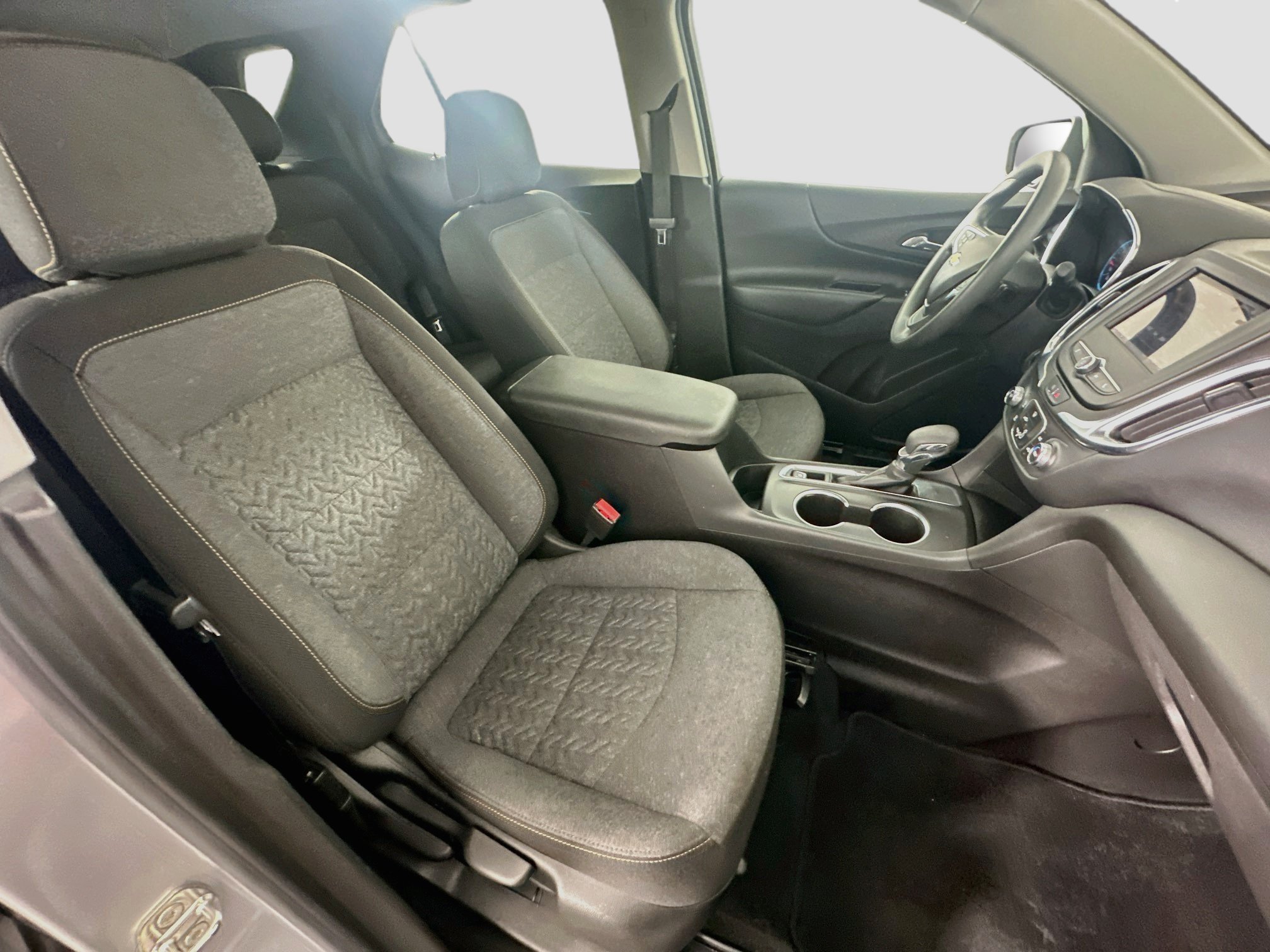Used 2022 Chevrolet Equinox LT FWD image 29