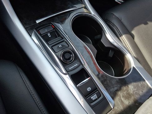 Used 2018 Acura TLX V6 image 15