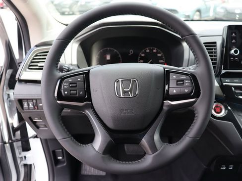 Used 2026 Honda Odyssey Touring image 35