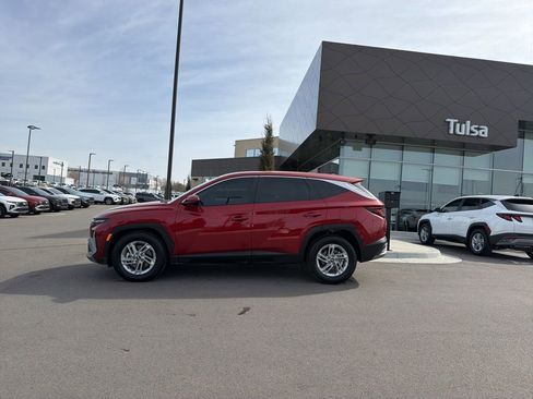 Certified 2026 Hyundai Tucson SE image 6