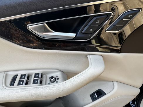 Used 2018 Audi Q7 3.0T Premium image 14