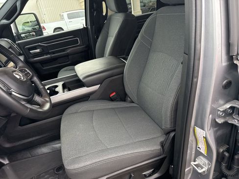 Used 2024 RAM 2500 Big Horn w/ Night Edition image 16