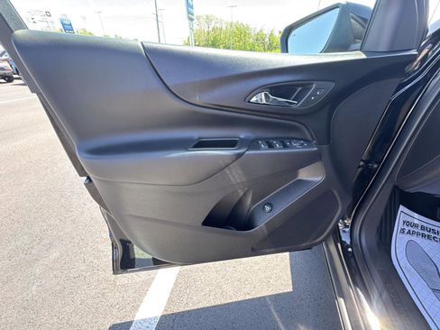Used 2024 Chevrolet Equinox LT w/ LPO, Floor Liner Package FWD image 9