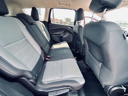 Used 2015 Ford Escape SE w/ Equipment Group 201A image 35