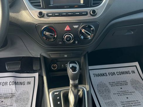 Used 2018 Hyundai Accent SE image 18