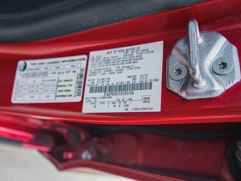 Used 2020 Ford Fusion SE image 38