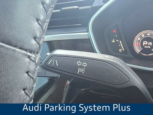 Used 2020 Audi Q3 2.0T Premium Plus AWD/4WD image 25