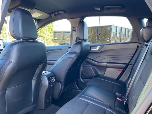 Certified 2023 Ford Escape ST-Line w/ Tech Pack #1 image 21