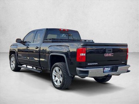 Used 2017 GMC Sierra 1500 SLE w/ SLE Value Package AWD/4WD image 8