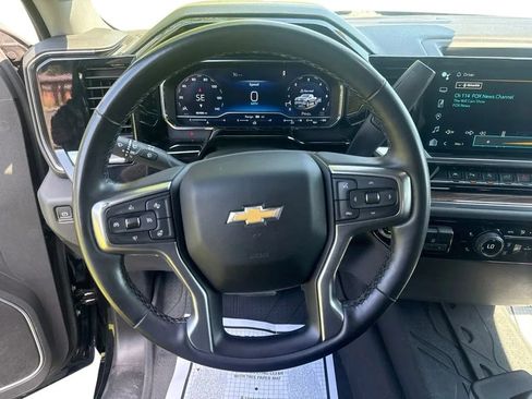 Used 2024 Chevrolet Silverado 1500 LT w/ Safety Package AWD/4WD image 15