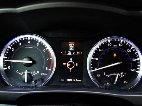 Used 2016 Toyota Highlander Limited w/ Driver Technology Package image 19