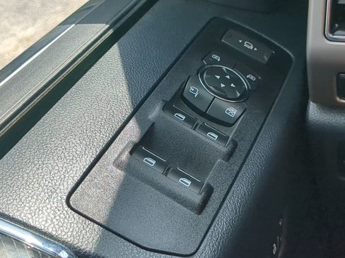 Certified 2022 Ford F250 Platinum AWD/4WD image 23