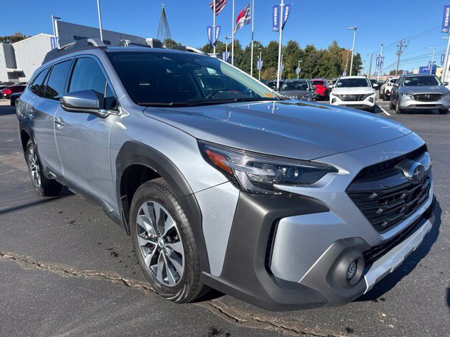 Certified 2023 Subaru Outback Touring AWD/4WD image 7