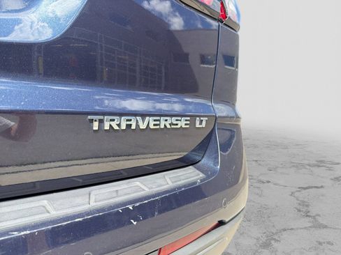 Used 2015 Chevrolet Traverse LT w/ Traveler's Package FWD image 15