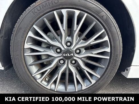 Certified 2024 Kia Forte GT-Line FWD image 9