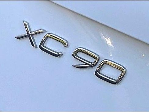 Used 2022 Volvo XC90 T6 Inscription w/ Advanced Package image 31