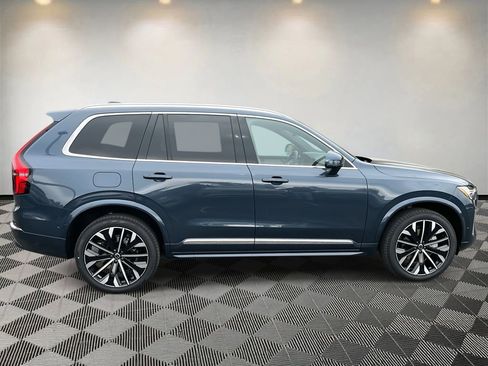 New 2026 Volvo XC90 B6 Plus w/ Protection Package Premier image 2
