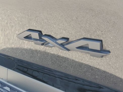 Used 2024 RAM 1500 Big Horn AWD/4WD image 32