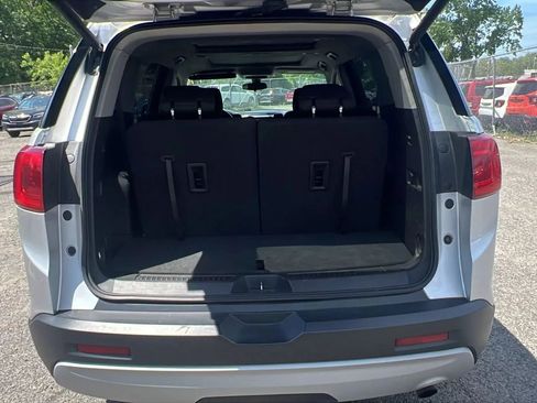 Used 2017 GMC Acadia SLE image 10