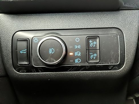 Used 2022 Ford Escape SEL image 24