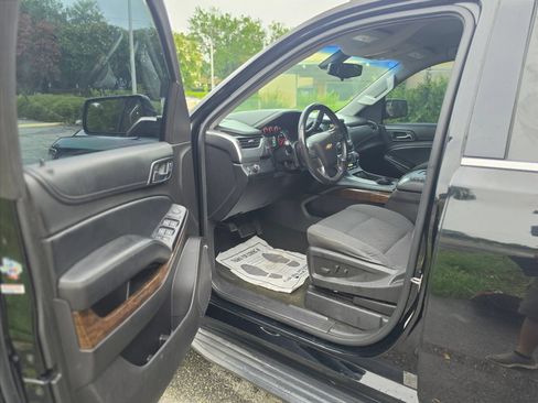 Used 2016 Chevrolet Tahoe LS RWD image 11
