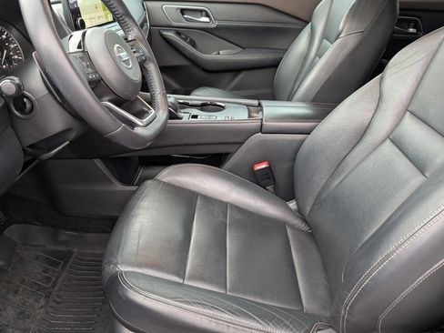 Used 2021 Nissan Rogue SL w/ Premium Package image 12