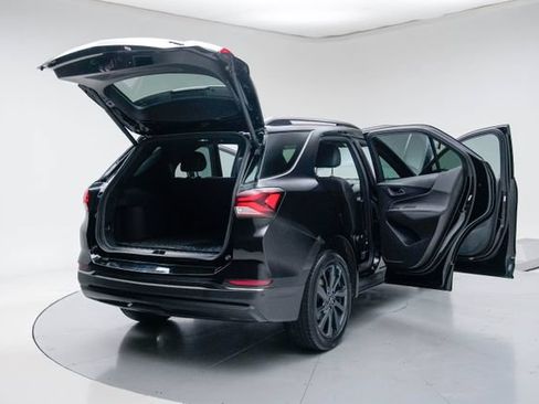 Used 2022 Chevrolet Equinox RS FWD image 21