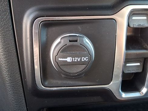 Used 2021 Jeep Wrangler Unlimited Sport AWD/4WD image 23