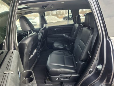 Used 2022 Honda Pilot Touring image 30