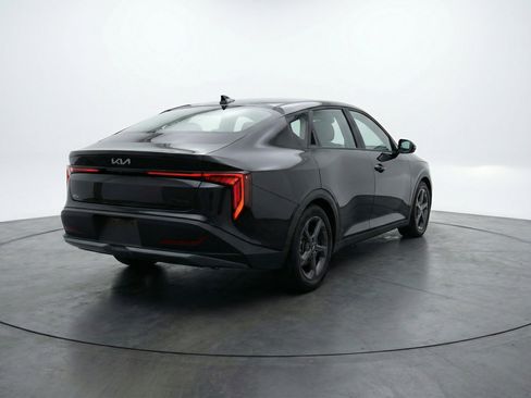 Used 2025 Kia K4 FWD image 9