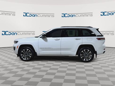 Used 2022 Jeep Grand Cherokee Overland AWD/4WD image 5