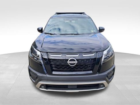 New 2025 Nissan Pathfinder Rock Creek image 9