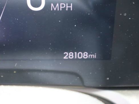 Certified 2025 Buick Encore GX Preferred FWD image 10