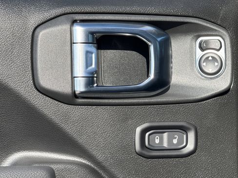 New 2026 Jeep Gladiator Willys image 15