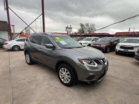 Used 2016 Nissan Rogue S w/ Appearance Package AWD/4WD image 1