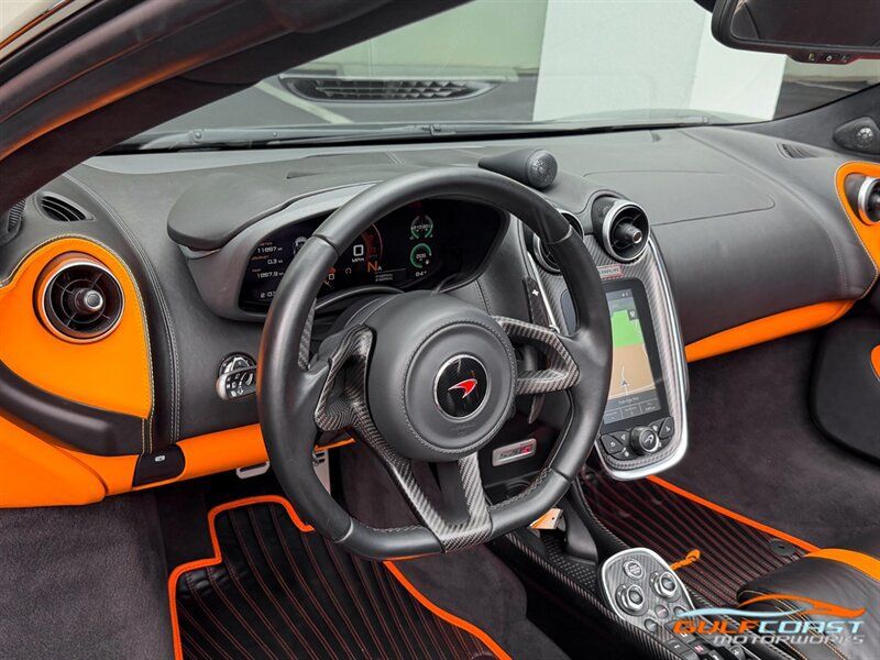 Used 2018 McLaren 570S Spider RWD image 26