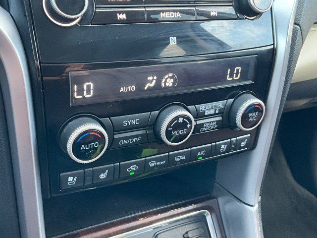 Used 2019 Subaru Ascent Touring AWD/4WD image 27