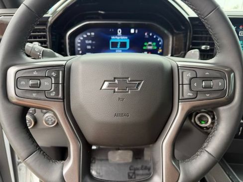 Used 2023 Chevrolet Silverado 1500 ZR2 w/ Technology Package AWD/4WD image 13